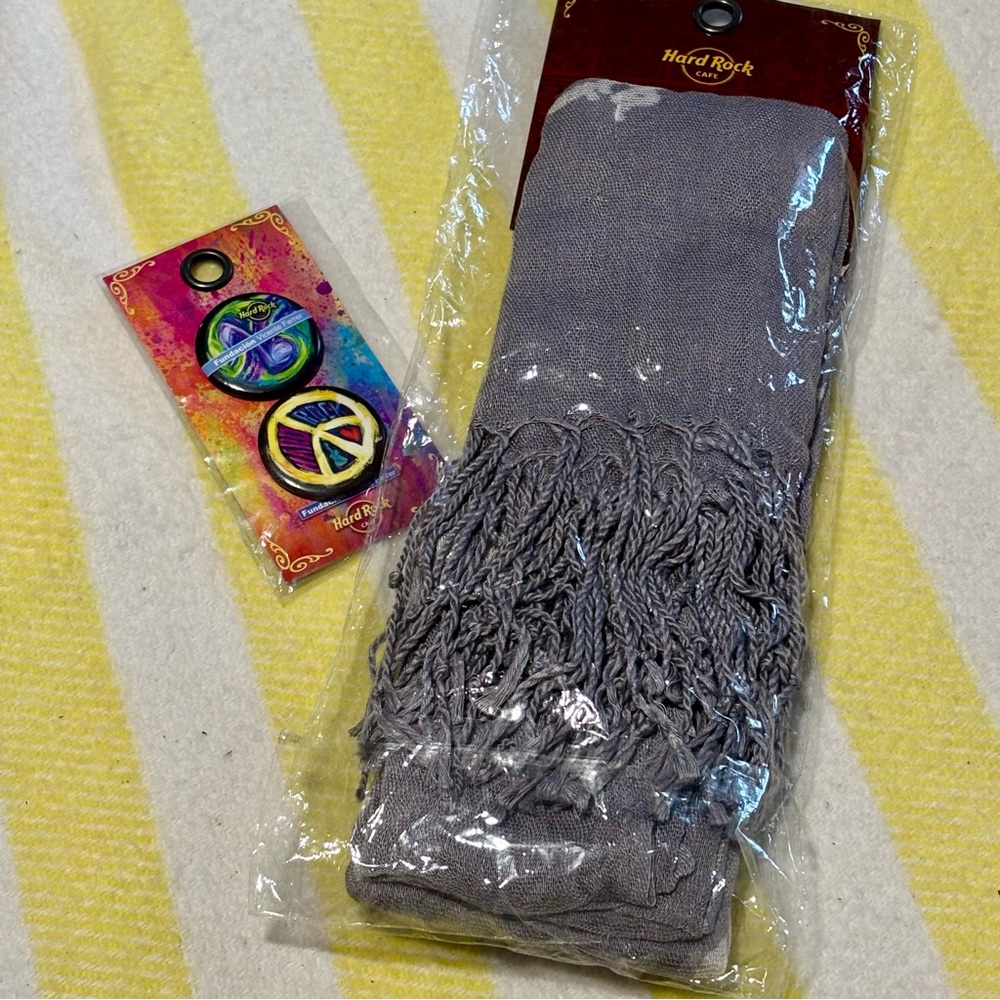 Hard Rock Cafe set, Gray Scarf with Fringe and pair of pins, New